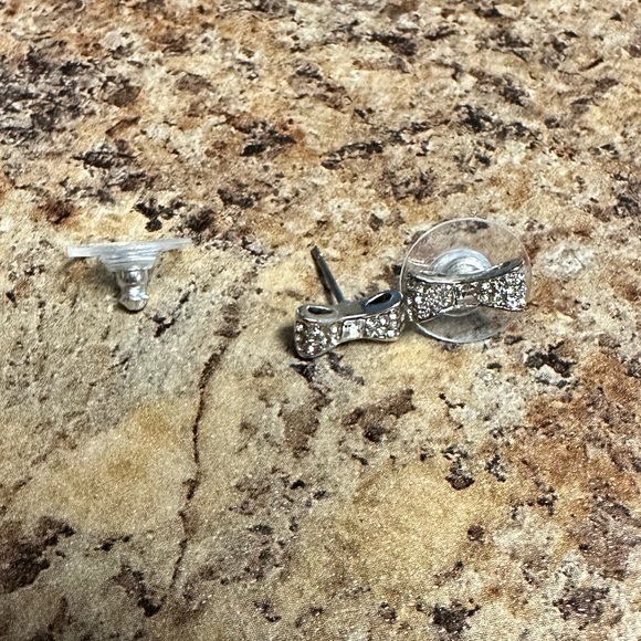 Kate Spade Ready Set Bow Pave Bow Studs silver - Picture 7 of 7